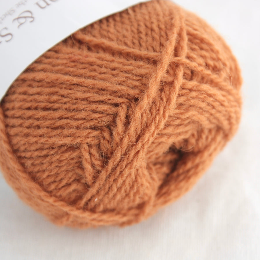 2 Ply Jumper Weight | Jamieson & Smith