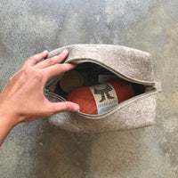 Wool Felt Travel Pouch | Retrosaria